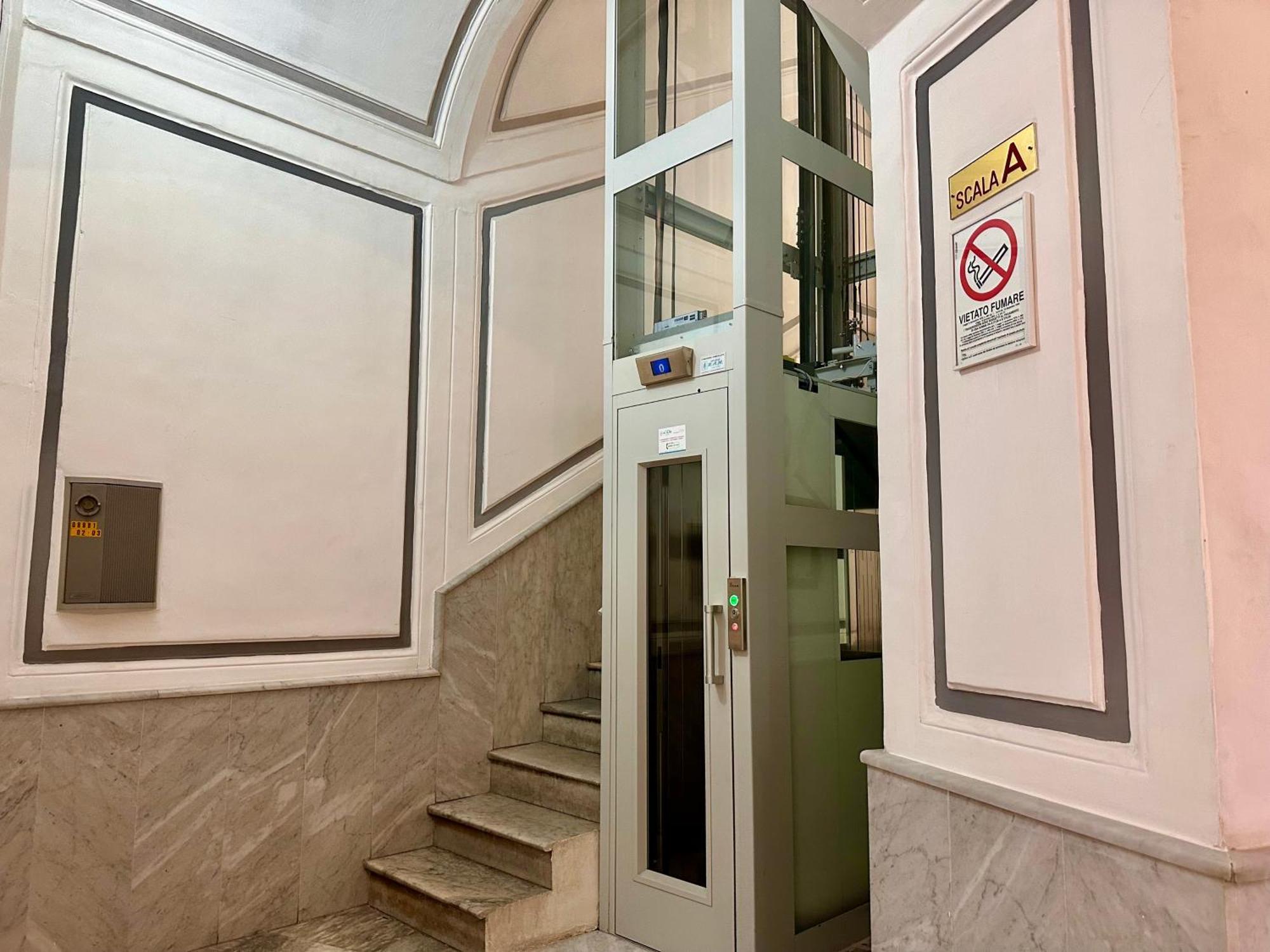 Elegance Rooms Spaccanapoli Εξωτερικό φωτογραφία